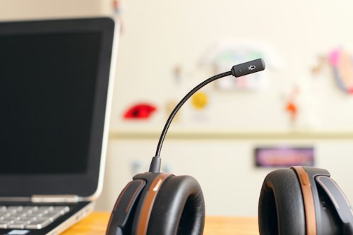 Call center headset at a workstation